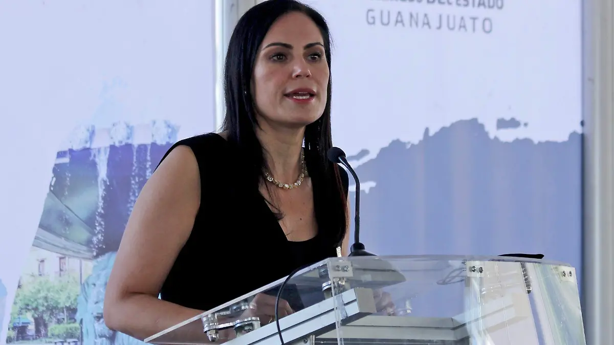 FCO MEZA - ALEJANDRA GUTIÉRREZ (1)